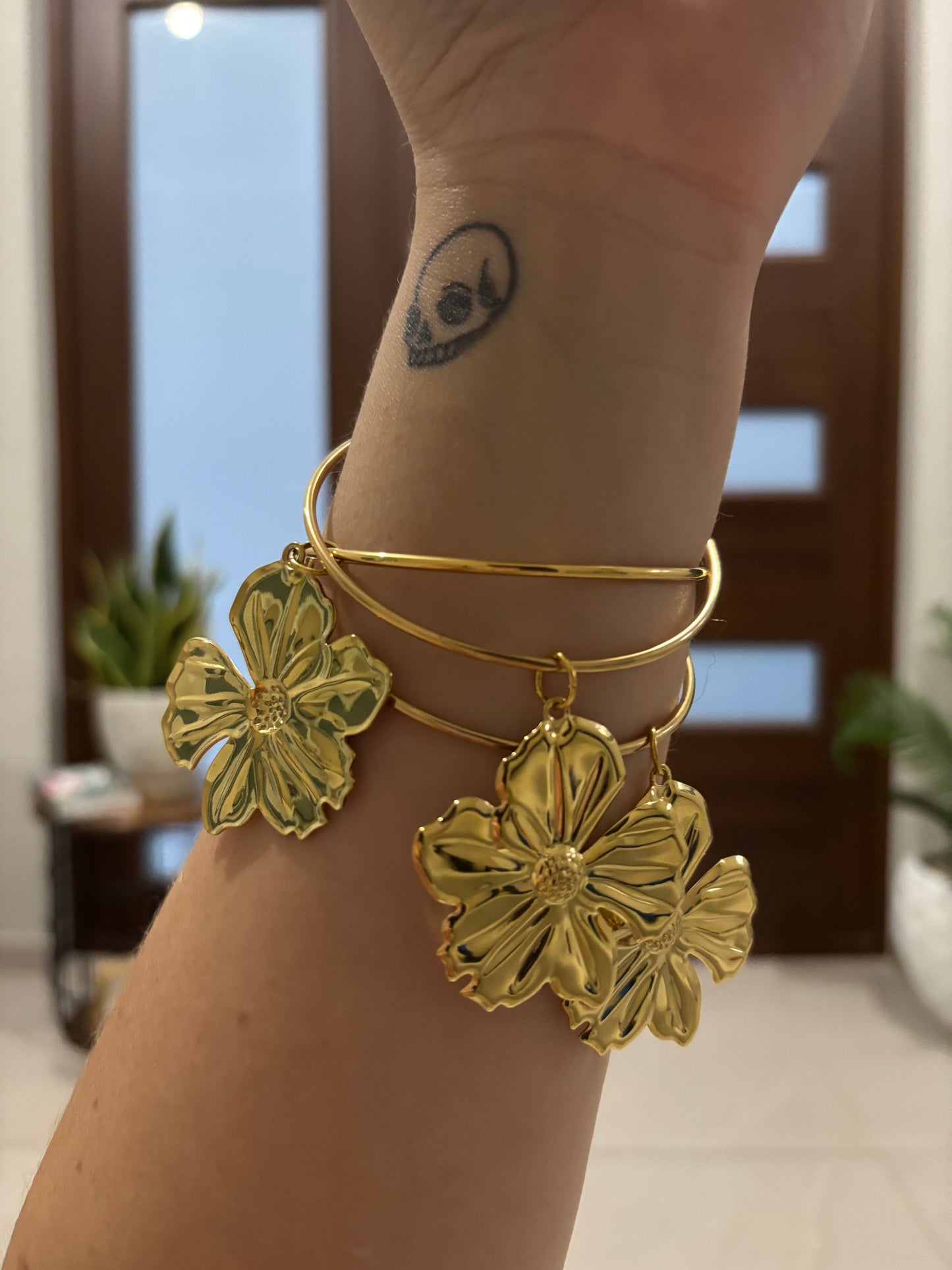 Flower’s Bangles Set